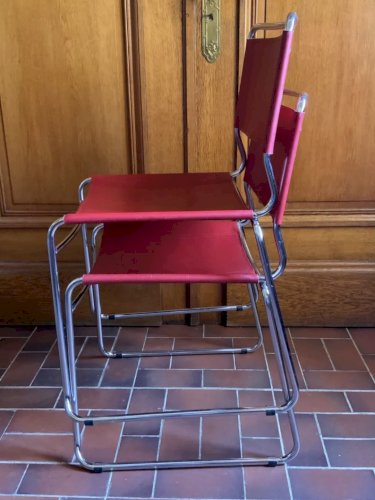 2 chaises tubulaires en croute de cuir Rouge Italy, Design 1970