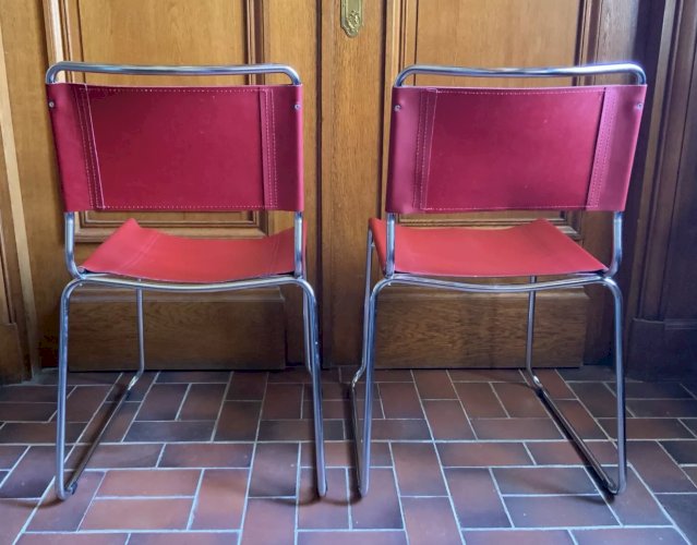 2 chaises tubulaires en croute de cuir Rouge Italy, Design 1970