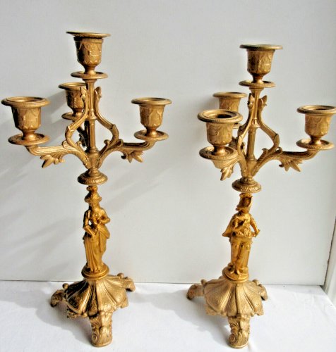 2 chandeliers à cariatides supportant 4 bougeoirs, régule doré, Napoléon III