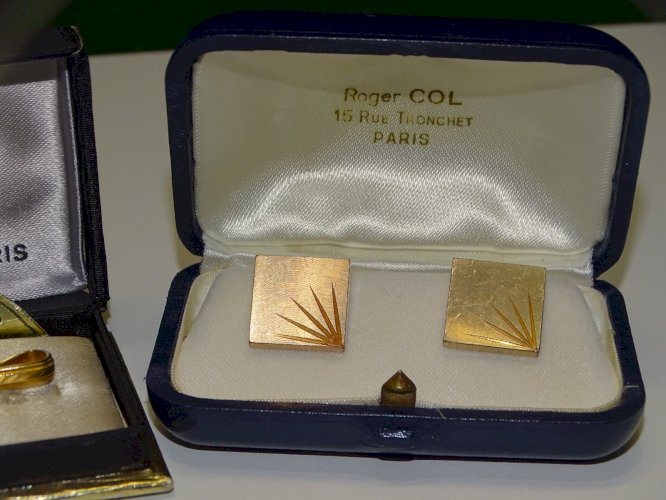 -2 COFFRETS 1 PINCE A CRAVATTE MURAT & 1 PAIRE BOUTONS de MANCHETTES plaqué OR D