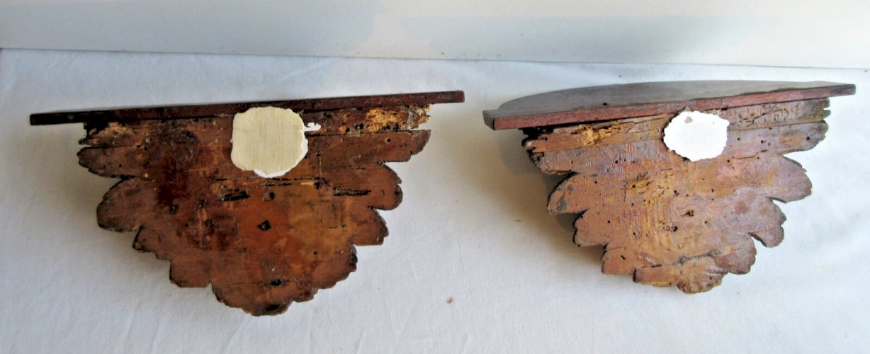 2 consoles murales, sculptures XIXème en bois: Angelots à redorer, Napoléon III