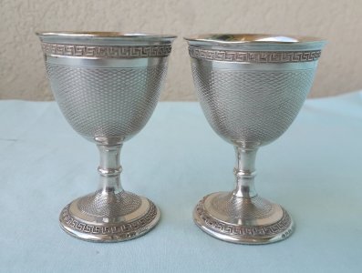 2 coquetiers métal argenté