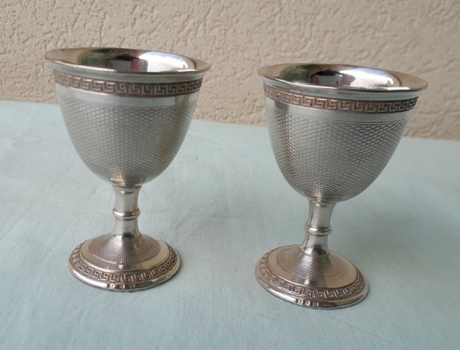 2 coquetiers métal argenté