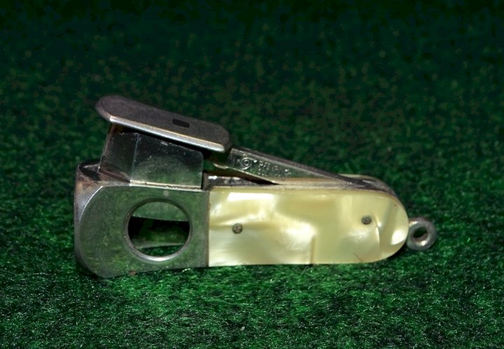 -2 COUPES CIGARES 1 PLAQUETTES BOIS DE CERF LE + Petit PFEILRING SOLINGEN   D