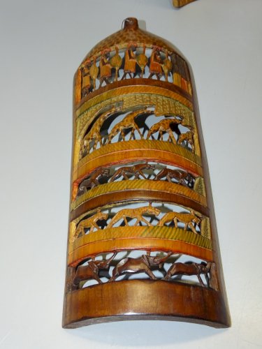 -2 DEMI GROS BAMBOUS SCULPTES ELEPHANTS GIRAFES HOMMES LIONS CHEVAUX ETC...   D