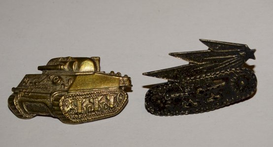 -2 MOTORIZED TROOP COMBAT TANK BADGES MILITARIA COLLECTION DISPLAY D
