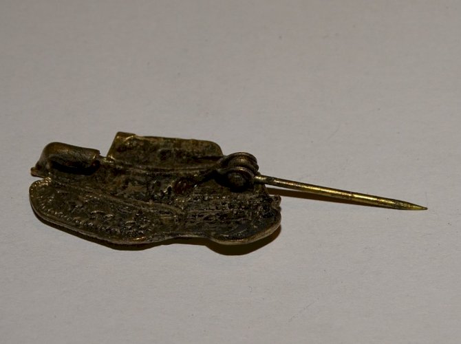 -2 INSIGNES TROUPES MOTORISEES CHARS de COMBAT COLLECTION MILITARIA VITRINE   D