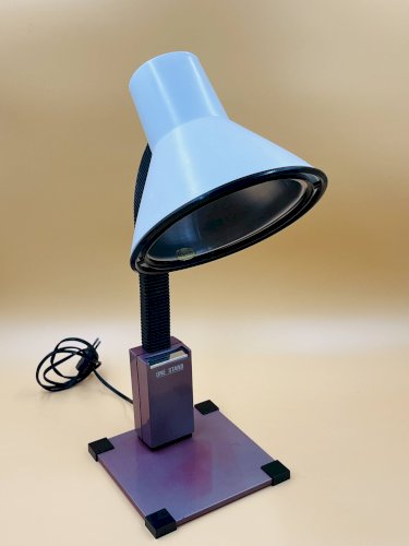 2 lampes de bureau post-modernes « One Stand », années 1980