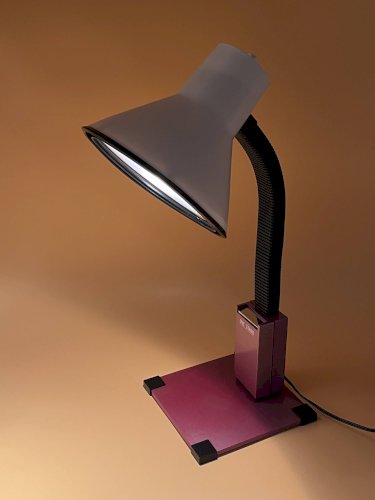 2 lampes de bureau post-modernes « One Stand », années 1980