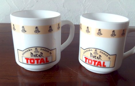  2 Mugs GRANADA DAKAR 96 TOTAL PUB 56324 ARCOPAL FRANCE