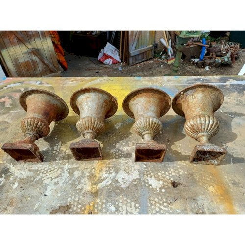 2 Paires de Vases Médicis en Fonte 1900 Charleville- Méziéres