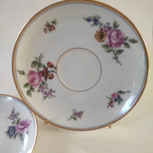 2 petites assiettes ou soutasses anciennes en porclaine de Limoges, Théodore Haviland