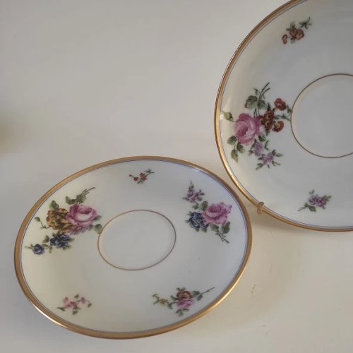 2 petites assiettes ou soutasses anciennes en porclaine de Limoges, Théodore Haviland
