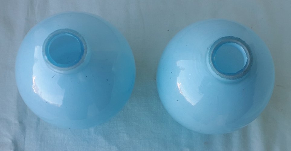 2 Pieds de lampes en opaline