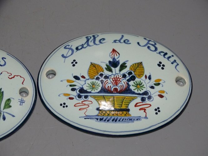-2 PLAQUES DECORATIVES de PORTE FAÏENCE ST ROMAIN TOILETTES & SALLE de BAIN    D