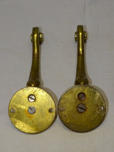 -2 PORTE MANTEAUX ou EMBRASSES  BRONZE ou LAITON PIEDS de BICHE DECO CHASSEUR  D