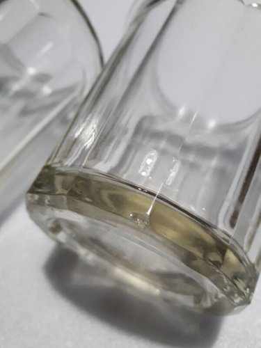 2 pots à confiture anciens en verre 500g