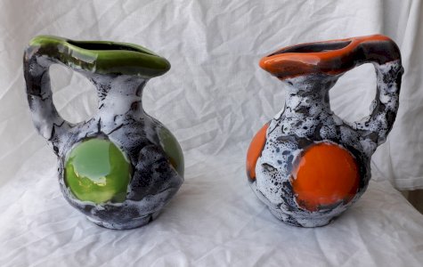 2 pots à lait en céramique