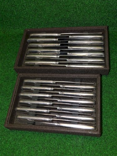-2 SERIES de COUTEAUX de TABLE LAMES GRAVEES ARGENTAL MANCHES METAL ARGENTE  D