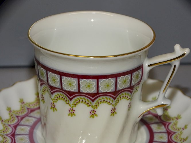 -2 SUPERBES PETITES TASSES & LEURS SOUCOUPES PORCELAINE HARTPORZELAN GERMANY   D