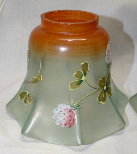 -2 SUPERBES TULIPES de LAMPE A PETROLE/LAMPE A POSER VERRE DECOR FLEURS EMAIL  D