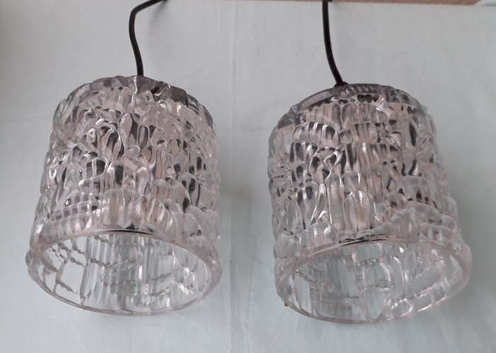 2 suspensions en verre holophane