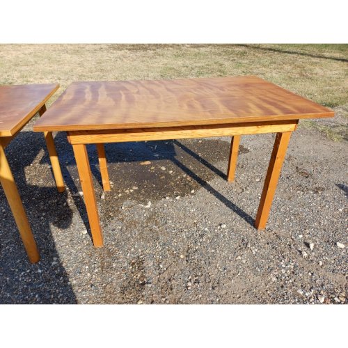 2 Tables dAppoint en Pin