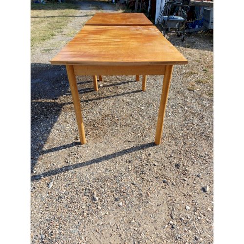 2 Tables dAppoint en Pin