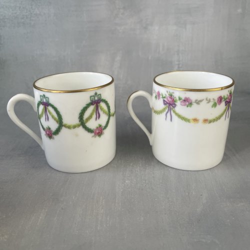 2 tasse à café moka porcelaine de Limoges, Raynaud ? décor guirlandes et fleurs