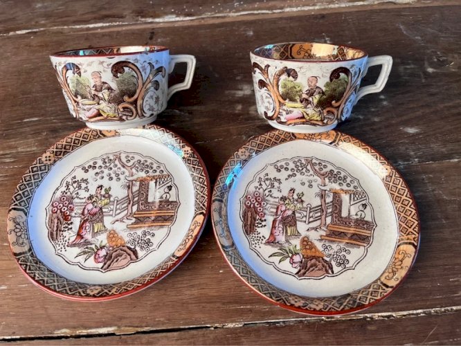 2 tasses à thé Digoin Sarreguemines décor 1606