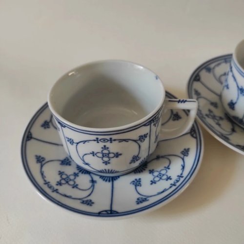 2 tasses à thé en porcelaine Allemande, CT Altwasser Silesia, décor Copenhague