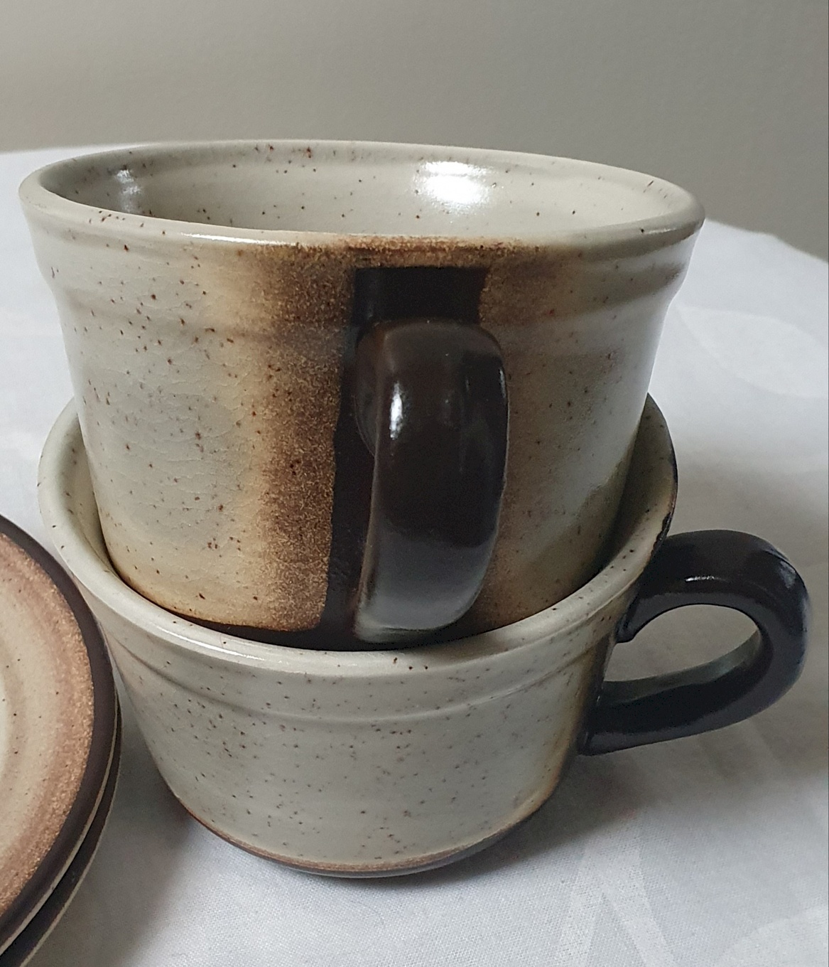 Nuoxent Ensemble Complet De 4 Tasses Et Soucoupes En Céramique Avec Porte-gobelet Pour Café, Cappuccino, Thé Noir, Thé Vert, Design élégant Avec Bord Doré