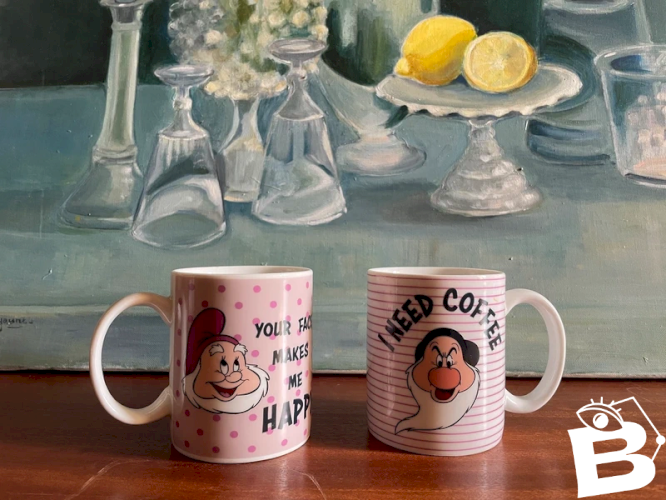 2 tasses Mugs Disney en porcelaine