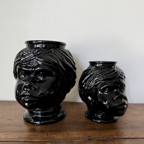 2 têtes en verre représentant des Maures dans le goût de Fornasetti XXe M3539