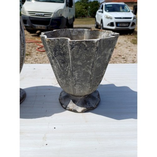 2 Vases en Fonte 1900 : Charleville - Mézières
