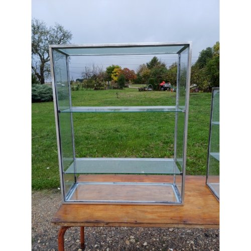 2 Vitrines Industrielles en Fer Et Verre