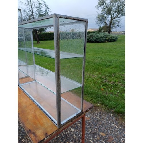 2 Vitrines Industrielles en Fer Et Verre