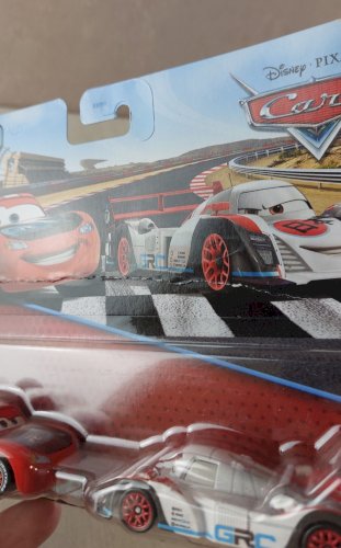 2 voitures en métal, Flash McQueen + Shu Todoroki, Disney Pixar Cars GRC