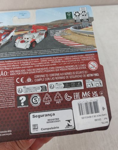 2 voitures en métal, Flash McQueen + Shu Todoroki, Disney Pixar Cars GRC