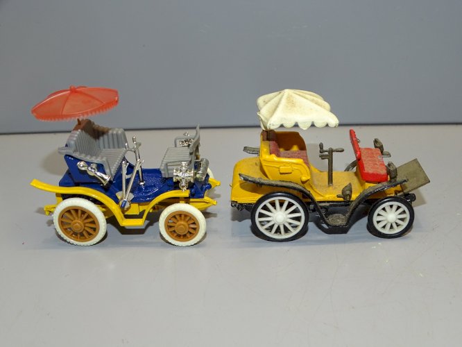 -2 VOITURES MINIATURES CADEAU MOBIL MAQUETTES ROCHET SCHNEIDER RAMI COLLECTION D