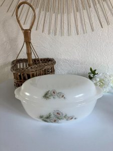 20⚜️ Old Arcopal France Oven Dish Decorated with Daisy Flowers Vintage