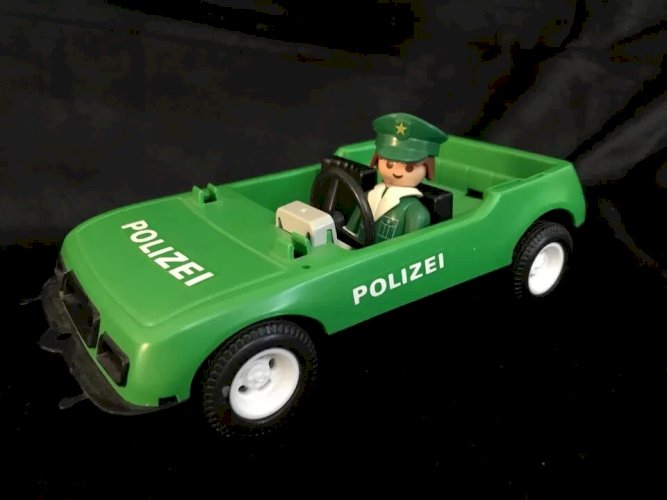 21 ⚜ Ancien Jouet Playmobil Véhicule Voiture Police Verte Polizei 1976 Réf 3215