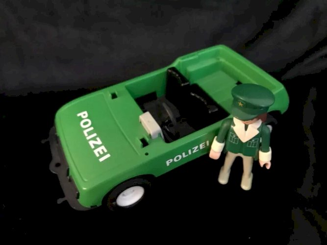 21 ⚜ Ancien Jouet Playmobil Véhicule Voiture Police Verte Polizei 1976 Réf 3215