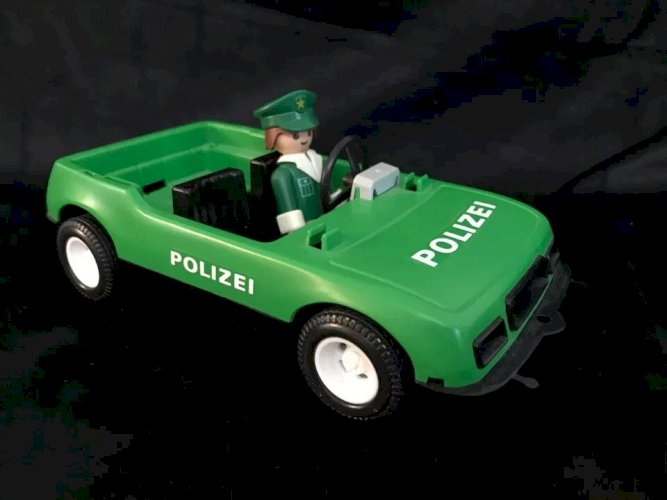 21 ⚜ Ancien Jouet Playmobil Véhicule Voiture Police Verte Polizei 1976 Réf 3215