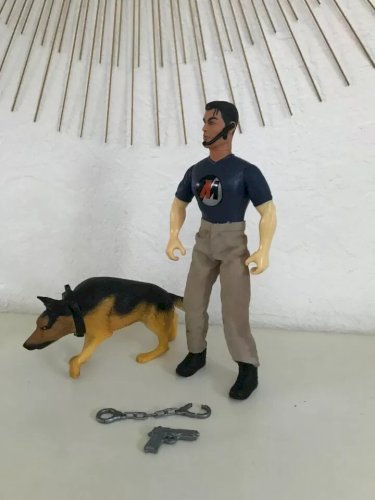21 ⚜️  Figurine Action Man Avec le Chien Année 1999 Hasbro Hauteur 30 Cm