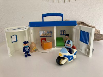 21⚜️ Playmobil 123 Transportable Police Station Toy Ref 9382 Complete