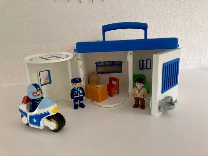 21⚜️ Jouet Playmobil 123 Commissariat de Police Transportable Réf 9382 Complet