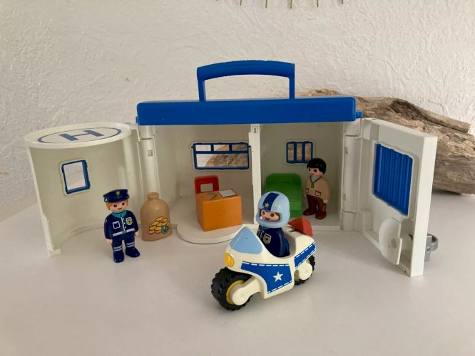 21⚜️ Jouet Playmobil 123 Commissariat de Police Transportable Réf 9382 Complet