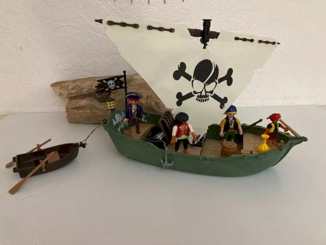 21 ⚜️ Jouet Playmobil Figurines Personnages Bateau Pirate