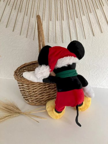 21⚜ Peluche Doudou Mickey Bonnet Noël Écharpe Verte Disney Hauteur 30 Cm Debout